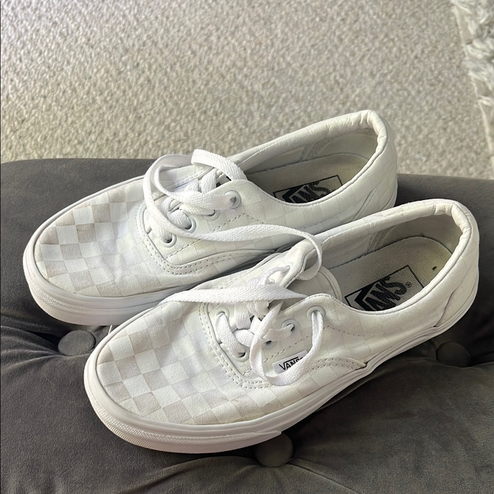 Vans White Canvas Sneakers Classic Low-Top